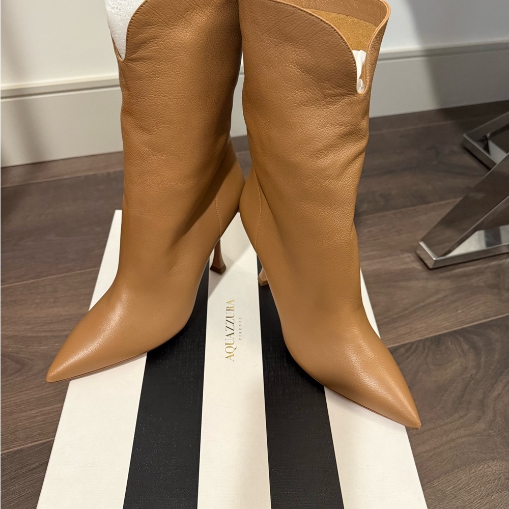 Aquazzura Tan Heeled Boots Leather Elegance